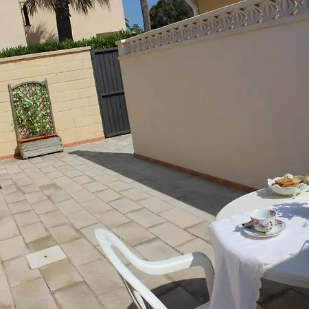 163 Fenix 1 Holiday home *